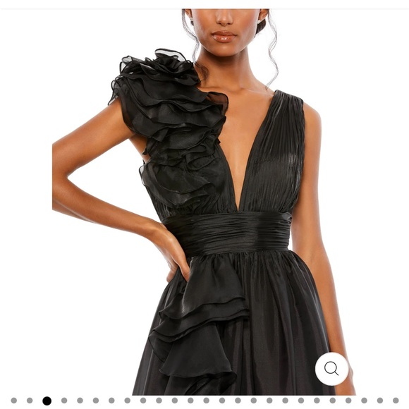 Mac Duggal Ruffle Shoulder V-Neck Chiffon Gown Black Size 14 Formal Dress - Picture 3 of 11